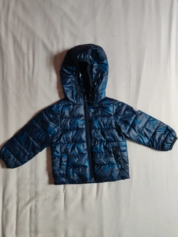 Doudoune fine Grain de Blé bleue marine taille 12 mois