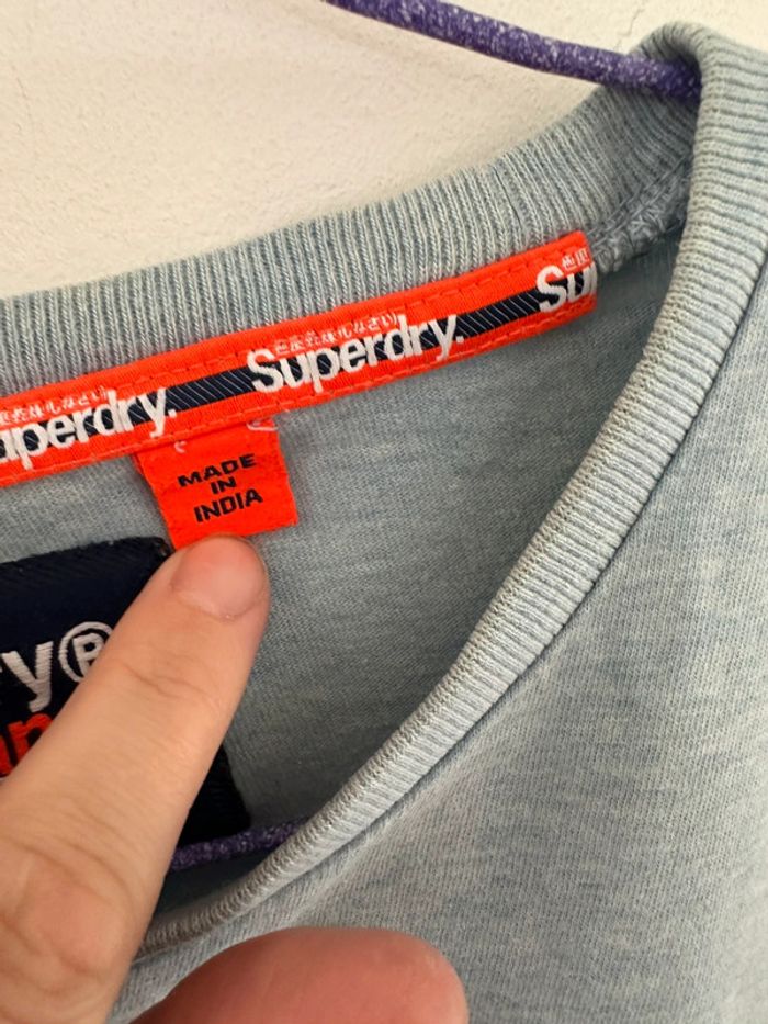 Teeshirt superdry taille M - photo numéro 6