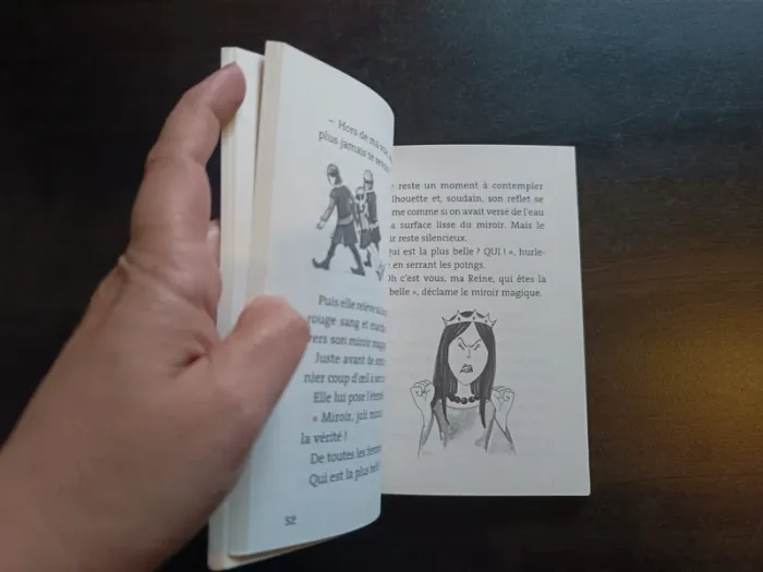 Livre LE COFFRE MAGIQUE: LILI ET LA ROBE EN DENTELLE - Jenny Oldfield - photo numéro 6