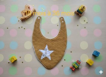 Bavoir bandana 18 mois à 36 mois Création fait main artisanale 