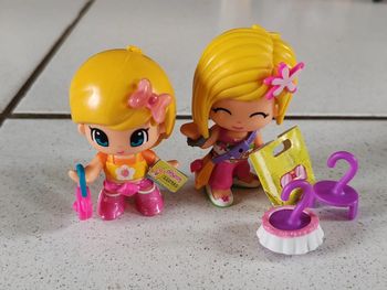 Lot de 2 figurines PinyPon avec accessoires