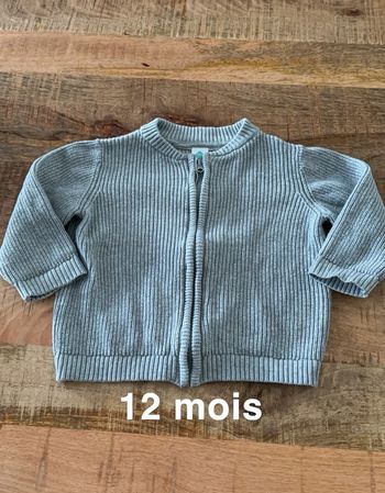 Gilet taille 12 mois