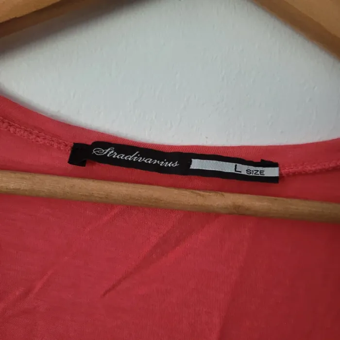 Stradivarius- t shirt taille L - photo numéro 2