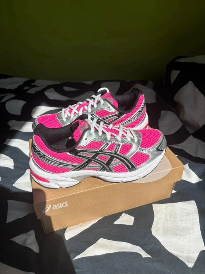 Asics Gel-1130 • Néon Pack Pink • Taille 39 - photo numéro 3