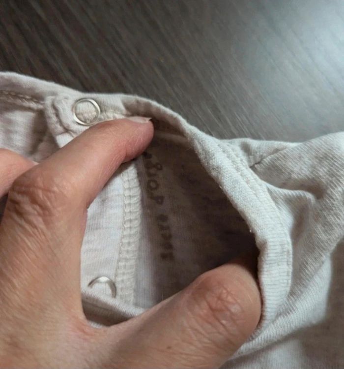 Magnifique ensemble salopette short et t-shirt 9 mois - photo numéro 3