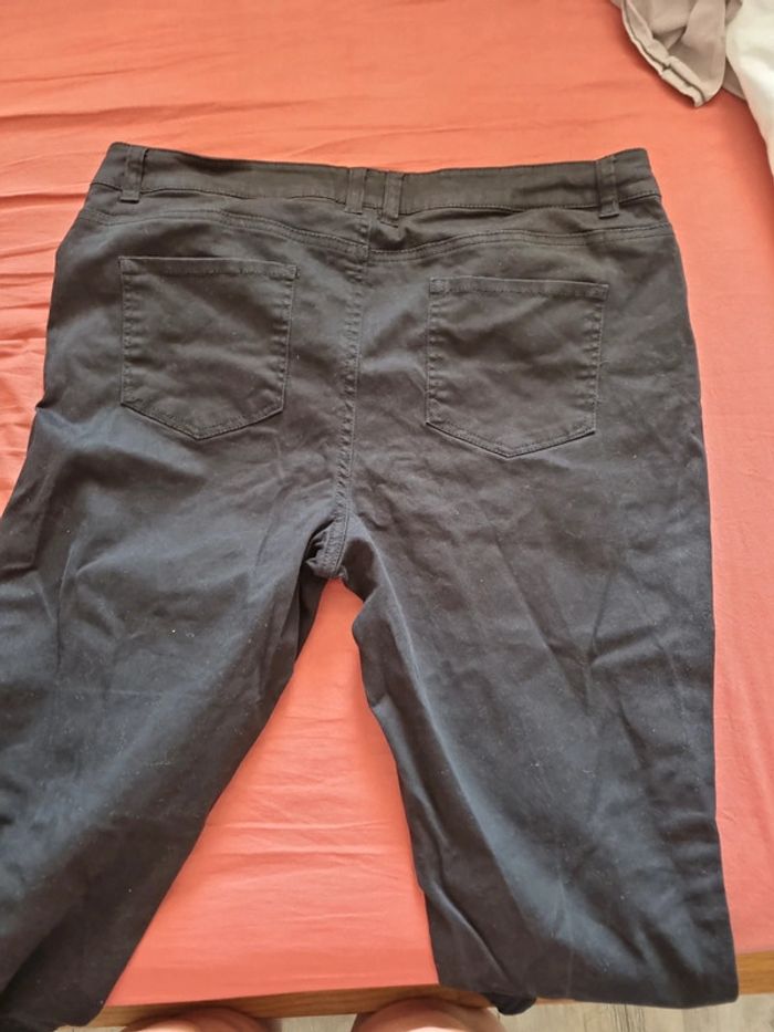 Pantacourt noir - photo numéro 3