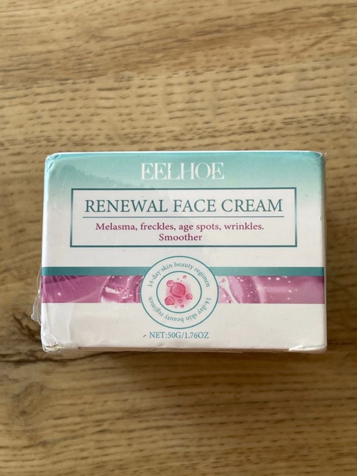 Crème visage rénovatrice