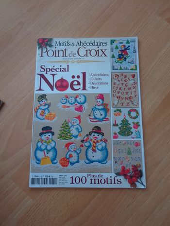 Magazine point de croix spécial Noël
