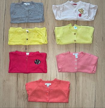 Lot de 7 gilets