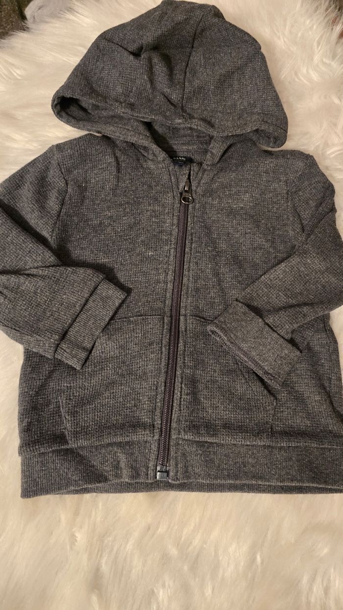 Neufs(non portés) 💙😍🥰 sweat et pantalon 18mois garçon 🥰😍 - photo numéro 2