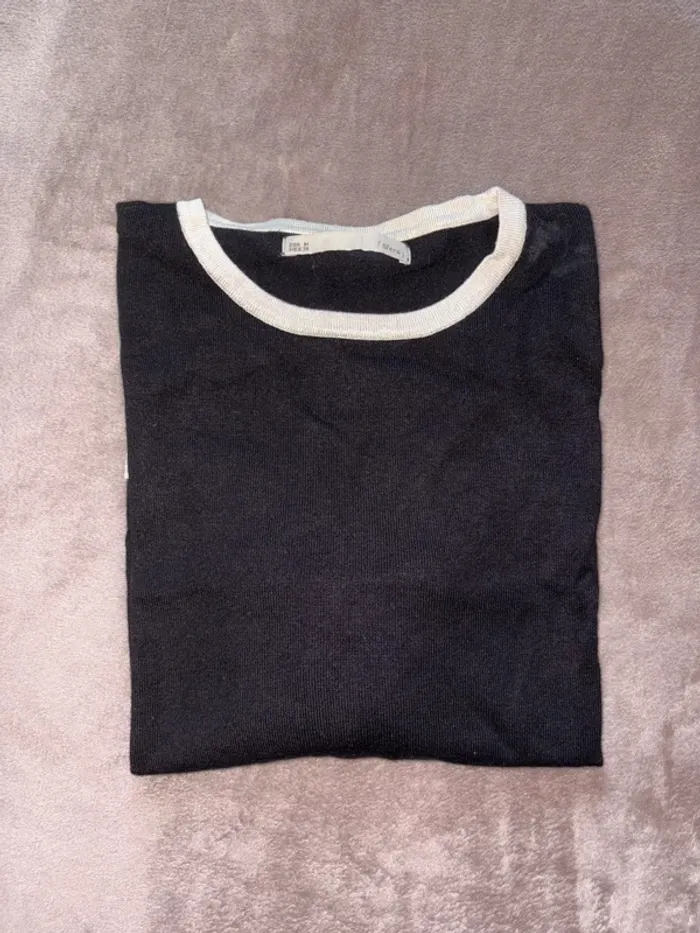 Pull noir femme Sfera taille 38 en bon état.