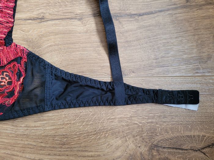 Soutien gorge 85B - photo numéro 4