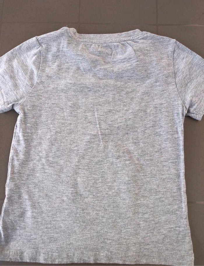 T-shirt Kiabi 5 ans - photo numéro 2