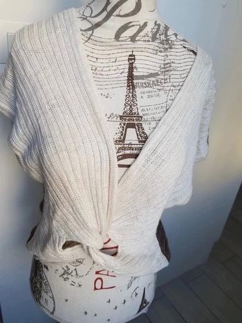 Magnifique haut en maille crop top  bicouleur taille 38