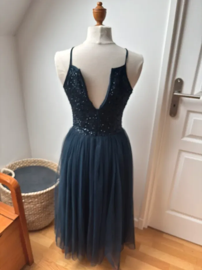 💙 Robe de soirée bleu marine Lace & Beads – T40 Prête à briller ? - photo numéro 9