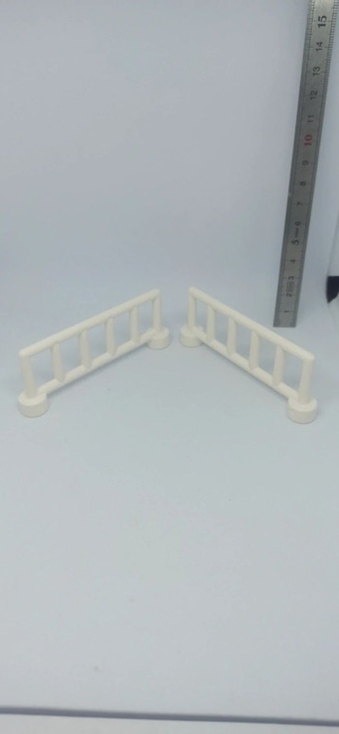 Barrières blanches lego duplo