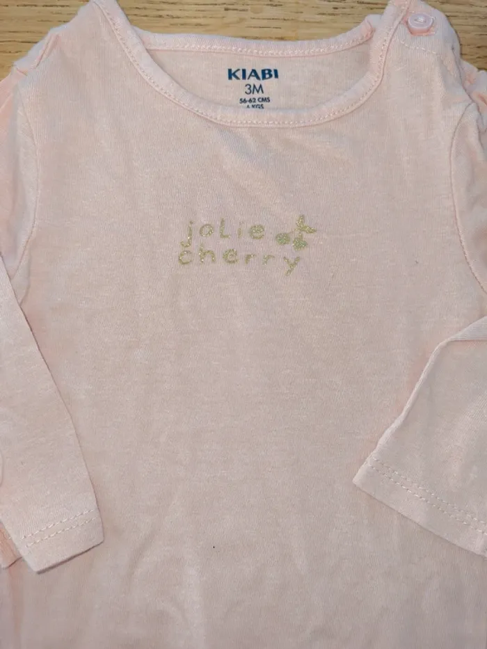 T-shirt manches longues rose Kiabi 3 mois excellent état - photo numéro 2