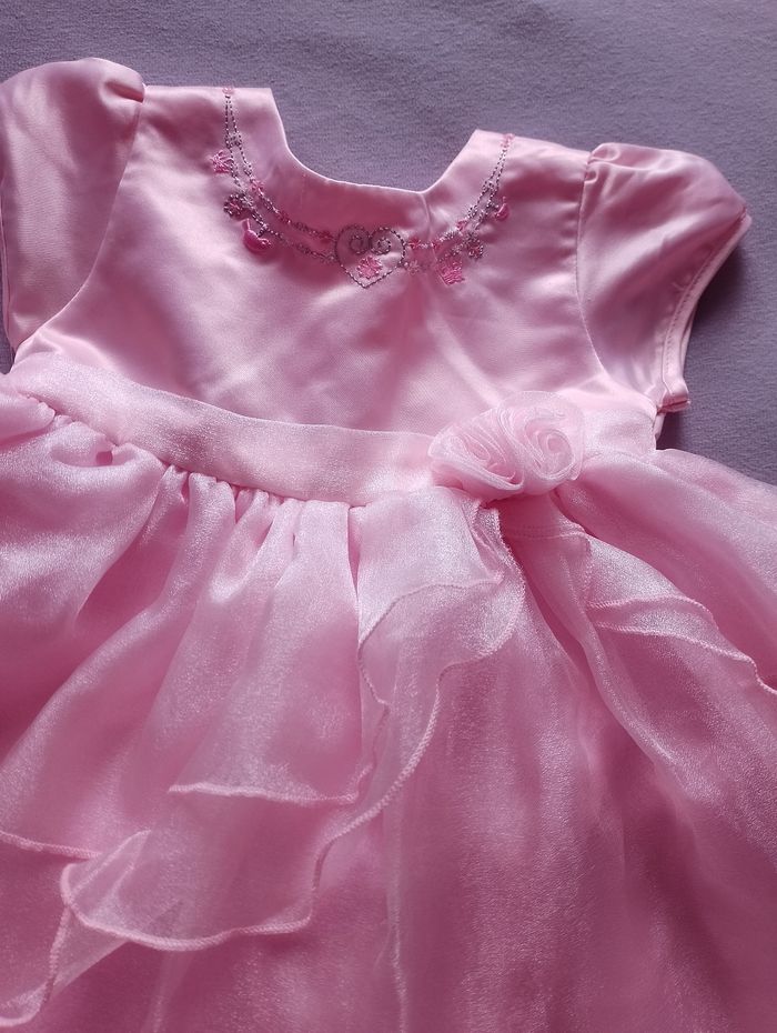 Robe 9 mois Disney store - photo numéro 6