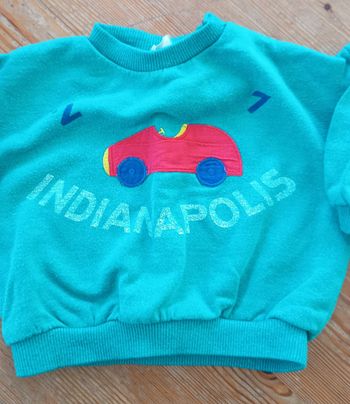 Sweat vintage t. 6 mois