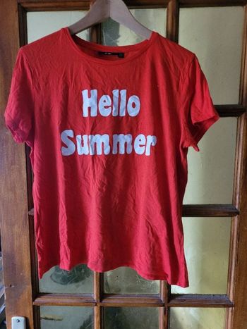 T-shirt kiabi taille L