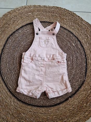 Jolie combishort Orchestra taille 23 mois