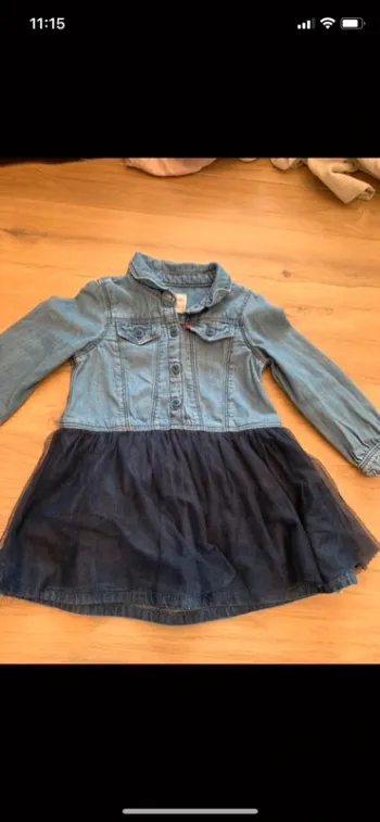 Robe levi’s taille 12 mois