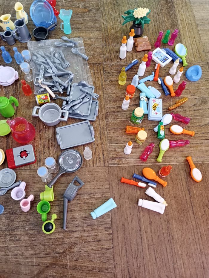 Maison moderne Playmobil avec accessoires - photo numéro 10