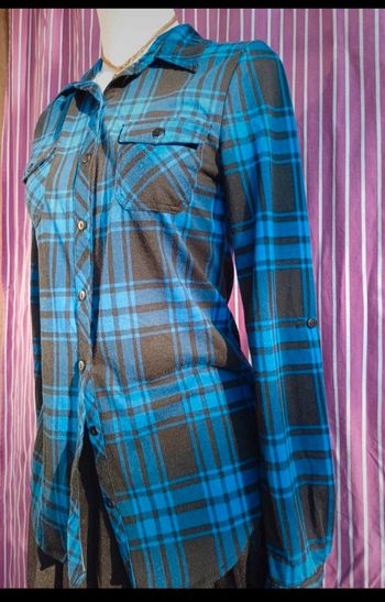 💙 Chemises centrée à carreaux 💙