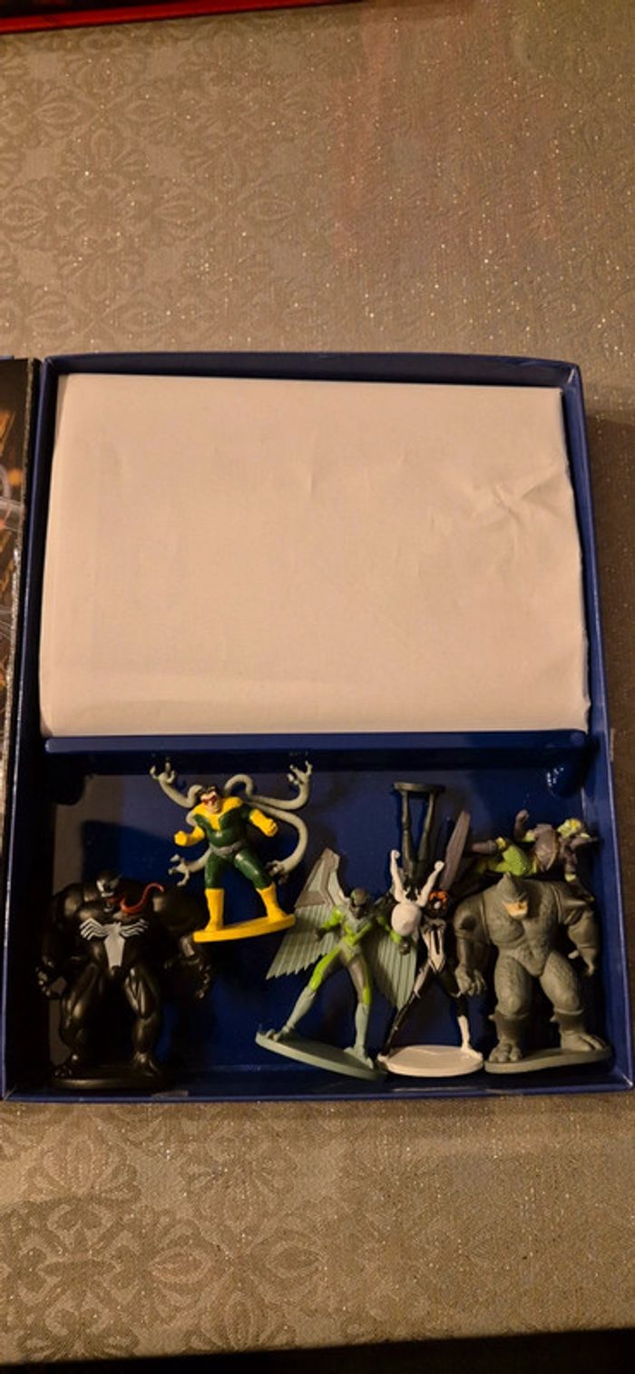 Livre comptines et figurines marvel spiderman - photo numéro 8