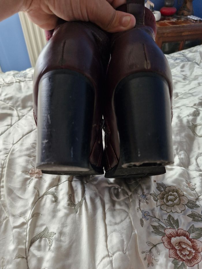 Superbes bottines Cuir bordeaux a talons - photo numéro 9