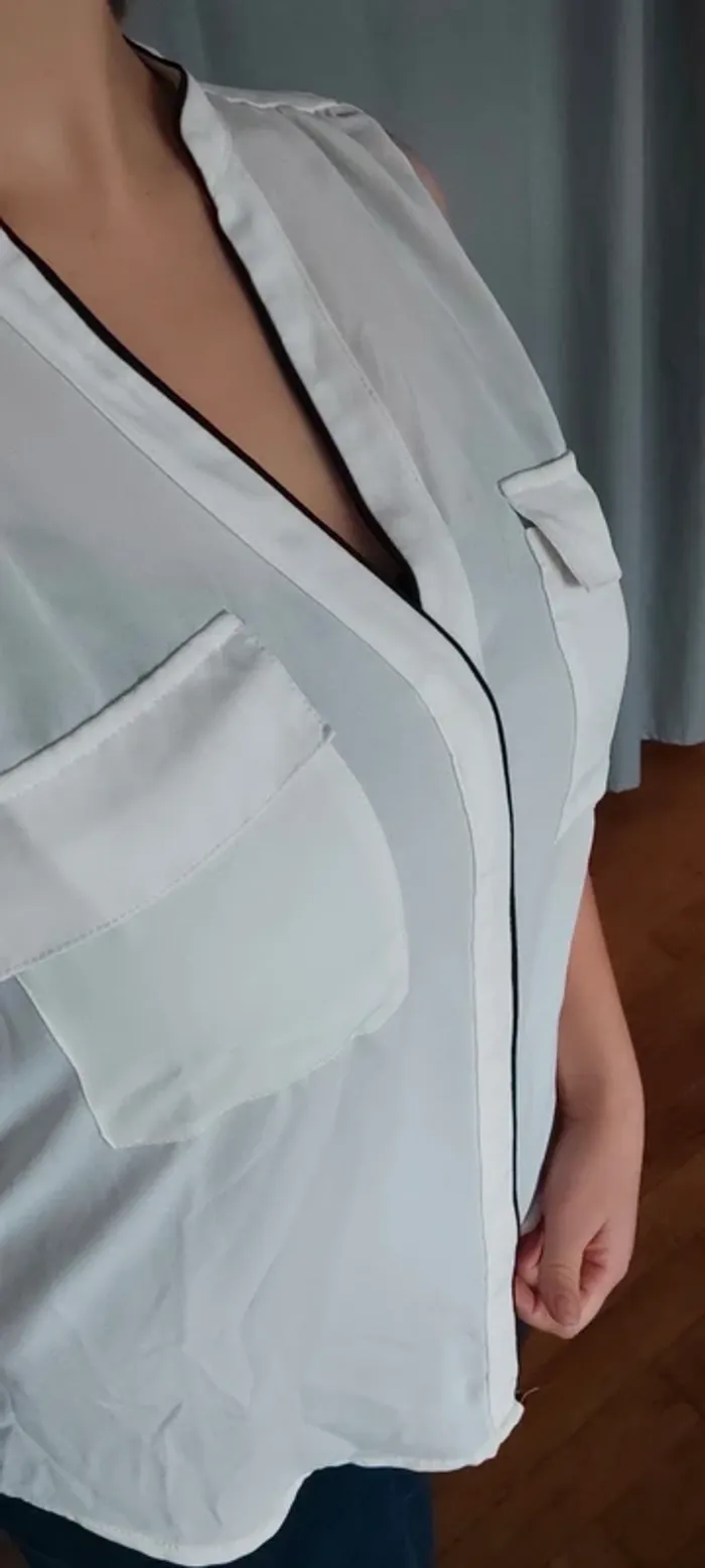 Blouse sans manche