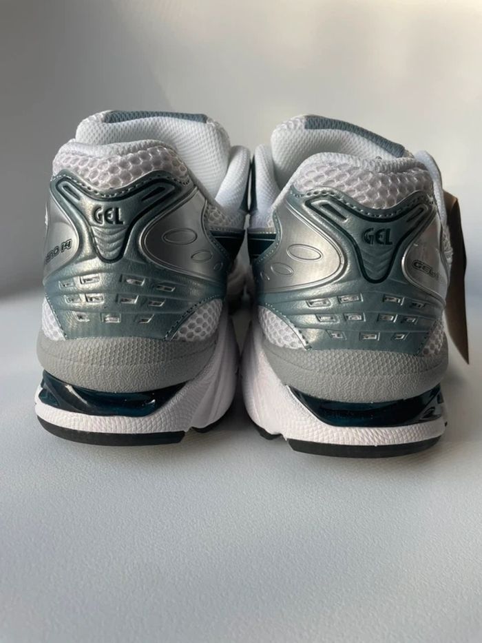 Asics kayano 14  42 - photo numéro 2