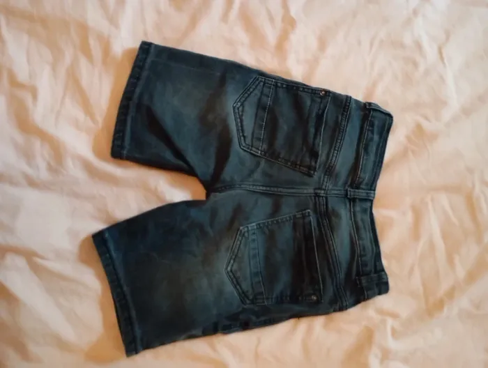 Bermuda / short Kiabi 9ans - photo numéro 3
