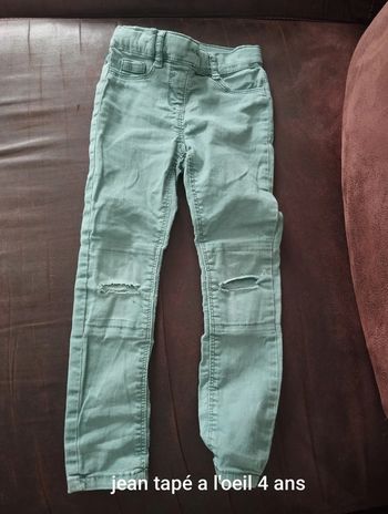 Pantalon tape a l'oeil 4 ans