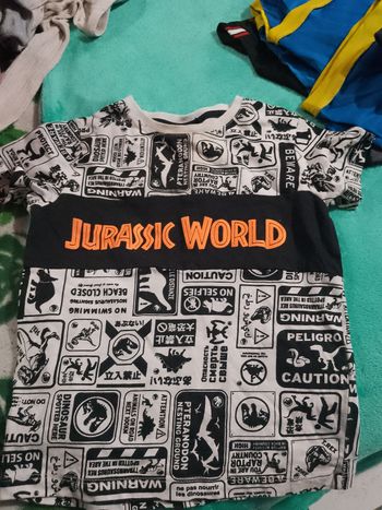 Tee-shirt jurassic world