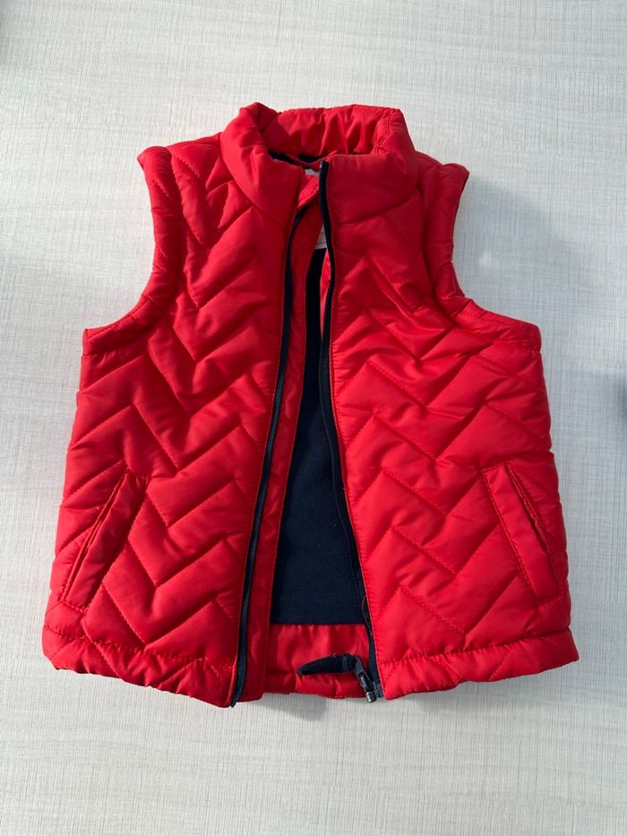 Doudoune sans manches rouge orchestra