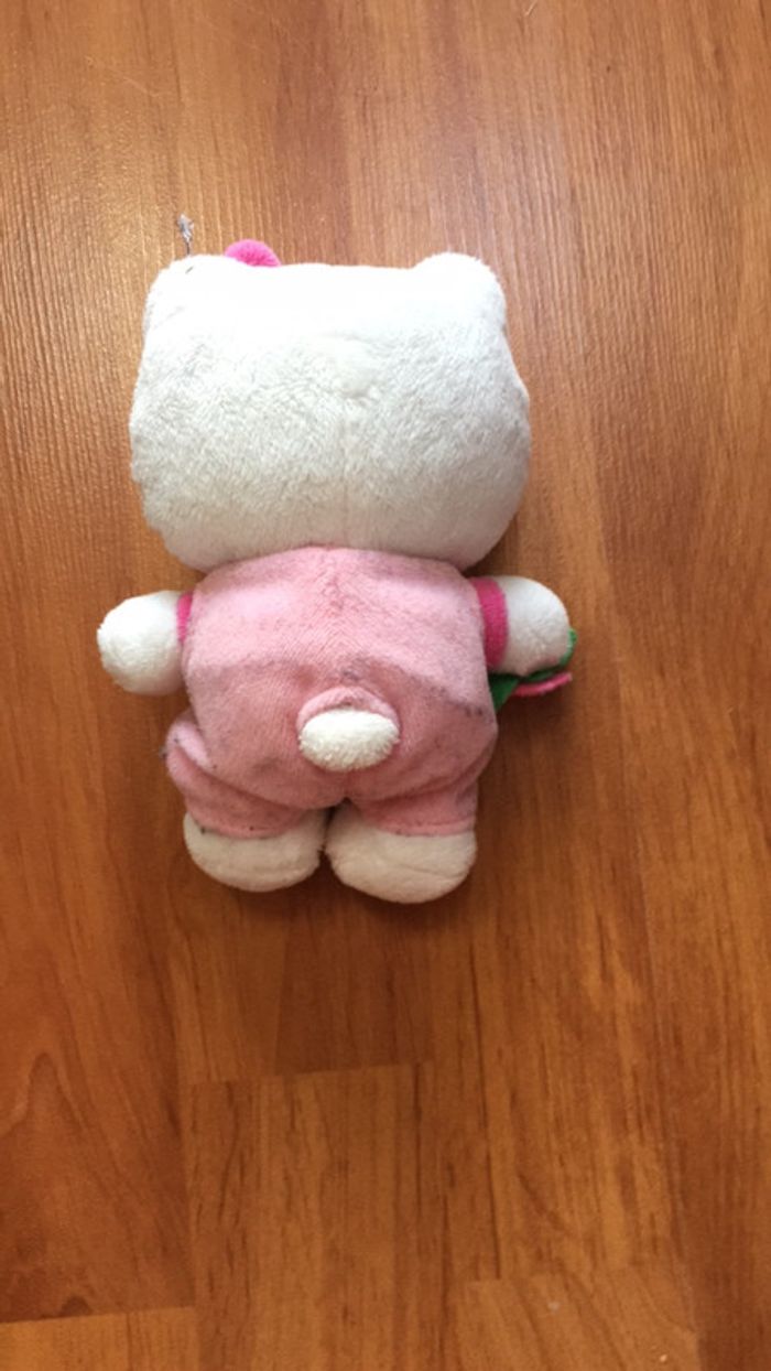 Peluche hello kitty - photo numéro 2