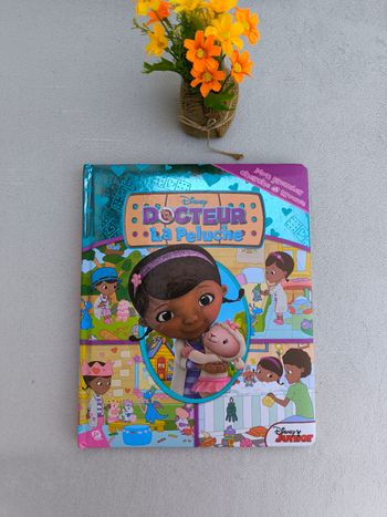 Livre Cherche et trouve Disney