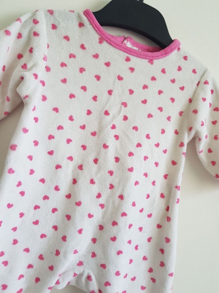 Pyjama en velours taille 1 mois - photo numéro 2