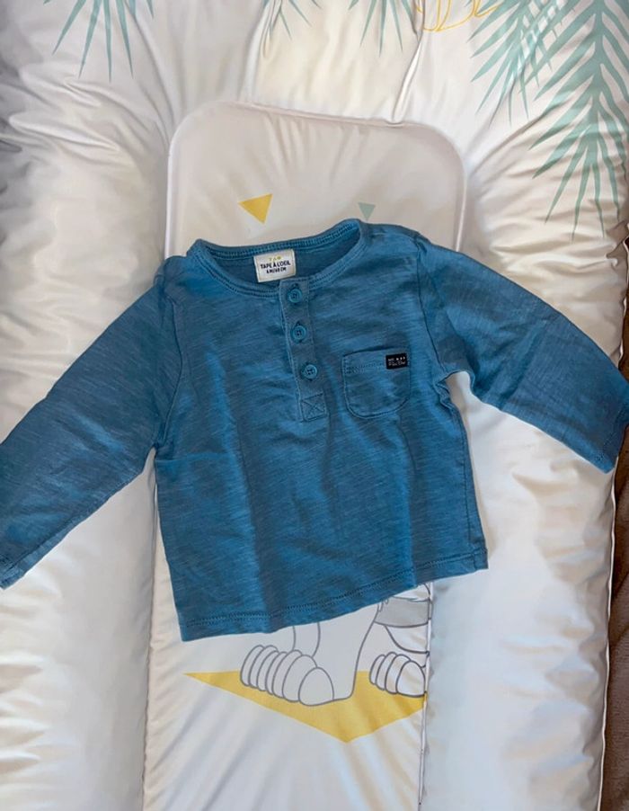 Lot 2 tee shirt bleu superman 6mois H&M / tape a l’œil - photo numéro 3