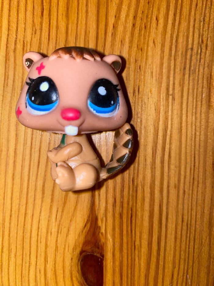 Figurine castor