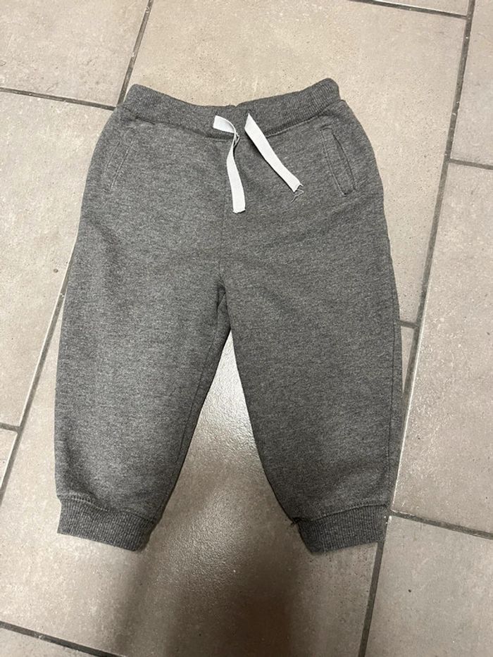 Bas jogging 23 mois