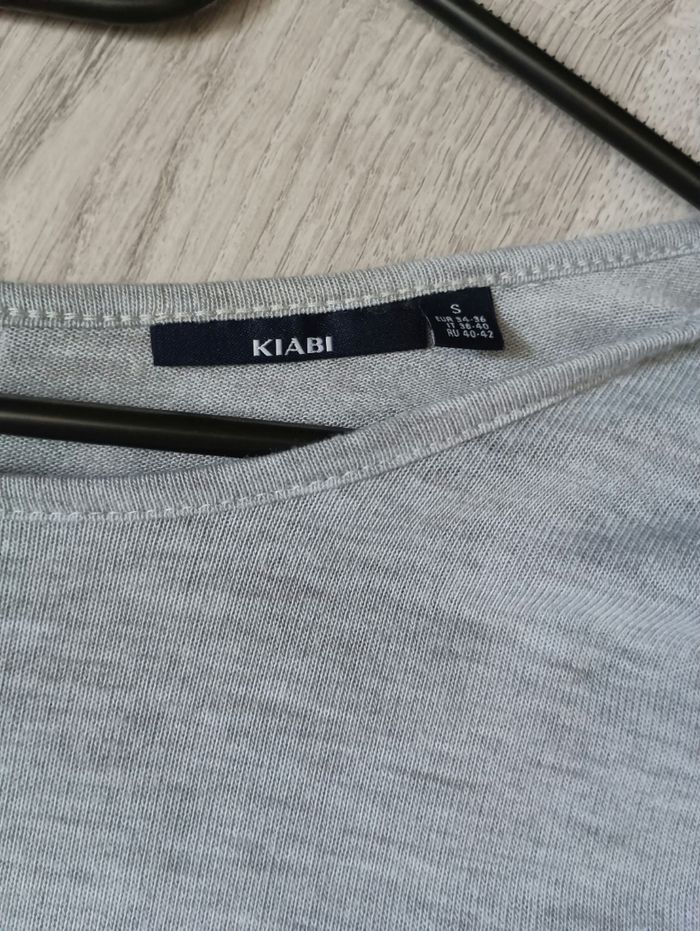 Tee shirt gris - photo numéro 2