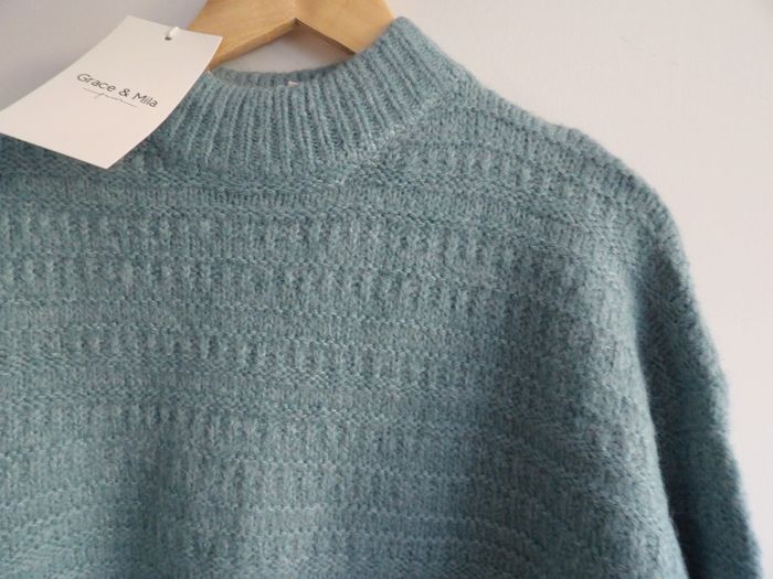 Pull femme taille S/M Grace & Mila - photo numéro 4