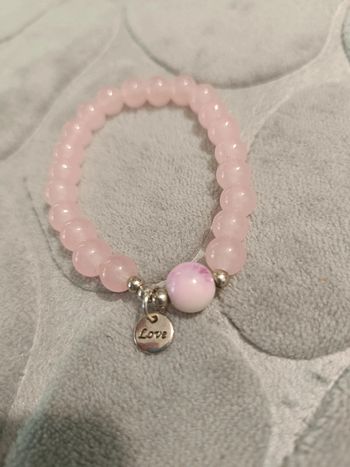Bracelet rose perles en verre