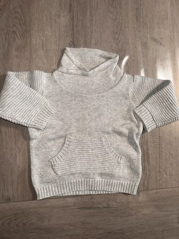 Joli pull bébé