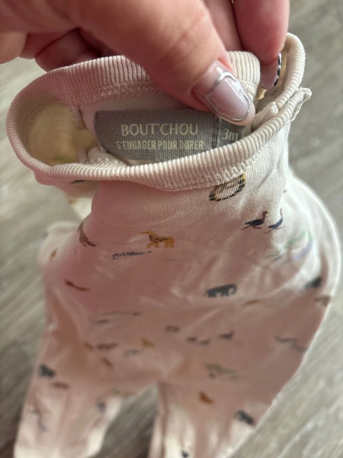 Pyjama 3 mois - photo numéro 2