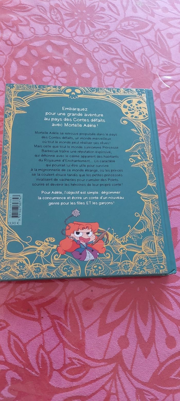 Mortelle adele au pays des contes defaits - photo numéro 2