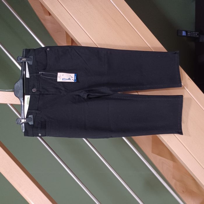 Corsaire jean noir neuf T 38 super skinny