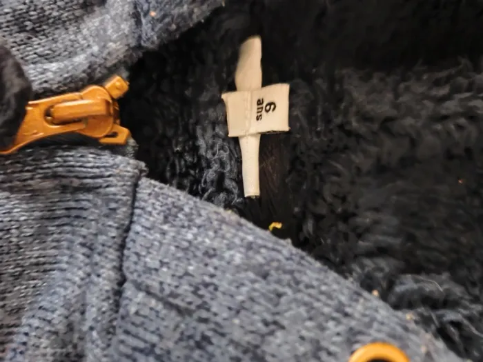 Gilet zippé épais marque U taille 6 ans - photo numéro 4